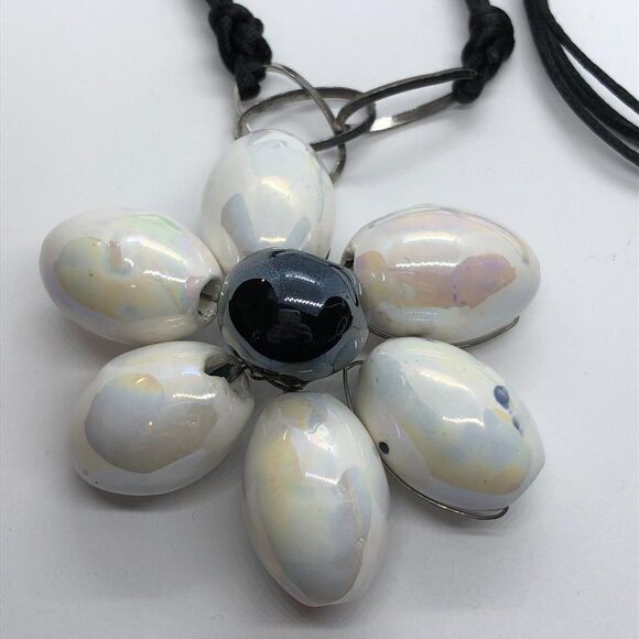 Unique REEB Italy 925 Sterling Silver, Nylon Cord & Chunky Bead Flower Necklace - Picture 2 of 8